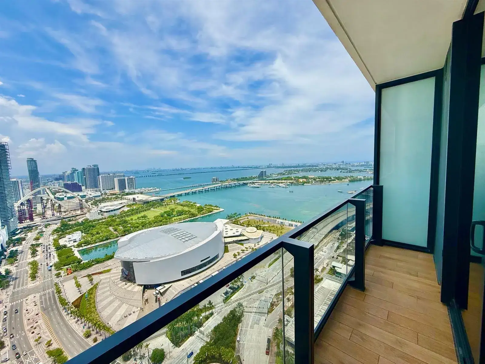 1 bedroom 1 bath Residential for sale at 398 NE 5th Street # 3907, Miami FL 33132