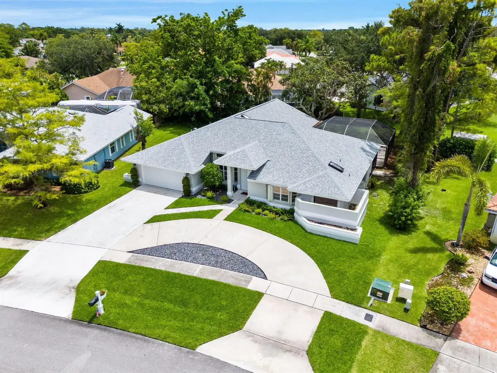 5 bedroom 3 bath Residential for sale at 1738 Lindsey Court, Wellington FL 33414