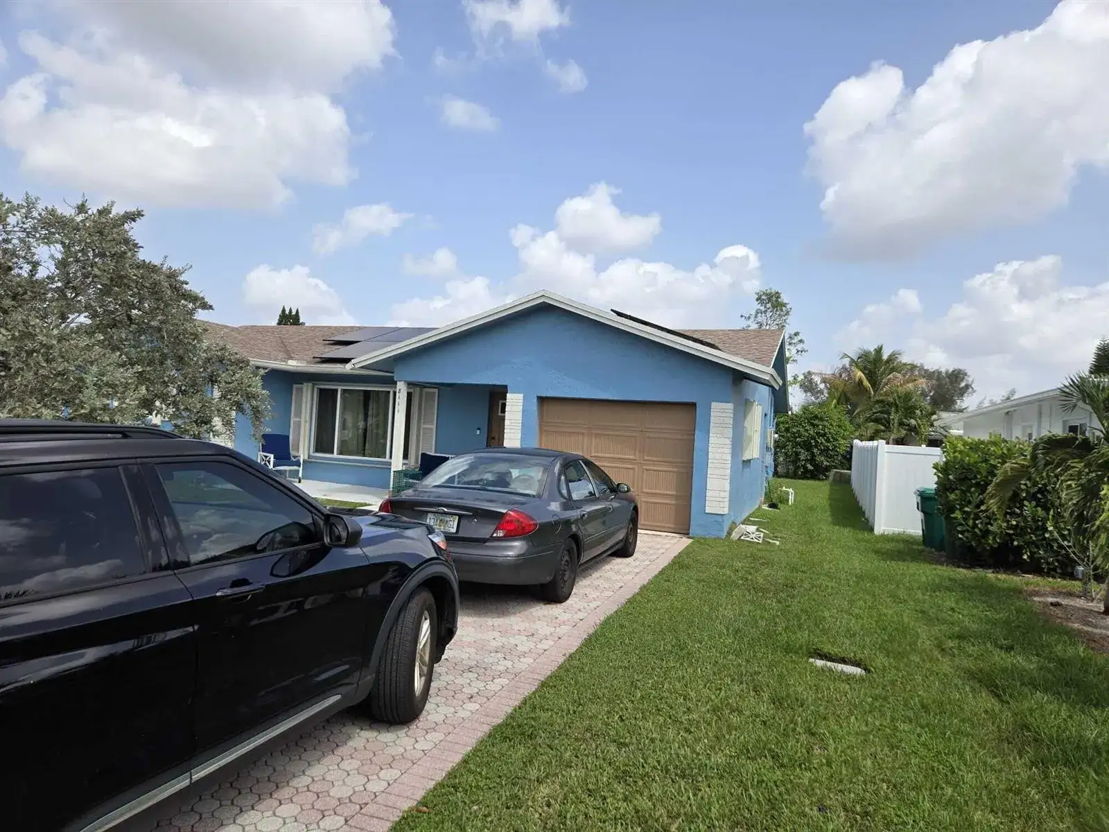 3 bedroom 2 bath Residential for sale at 8111 NW 100th Terrace NW, Tamarac FL 33321