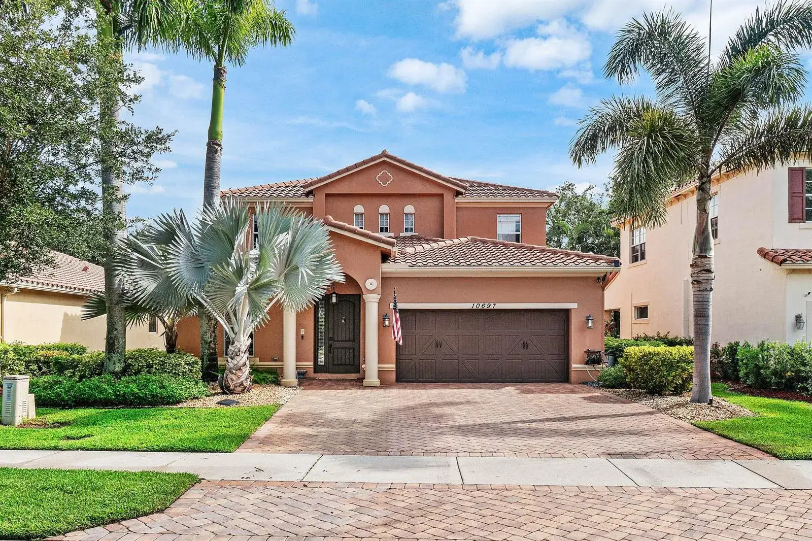 5 bedroom 3 bath Residential Lease for rent at 10697 Willow Oak Court, Wellington FL 33414