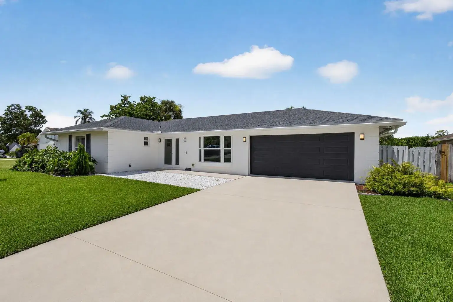 3 bedroom 2 bath Residential Lease for rent at 11760 Inverness Circle, Wellington FL 33414