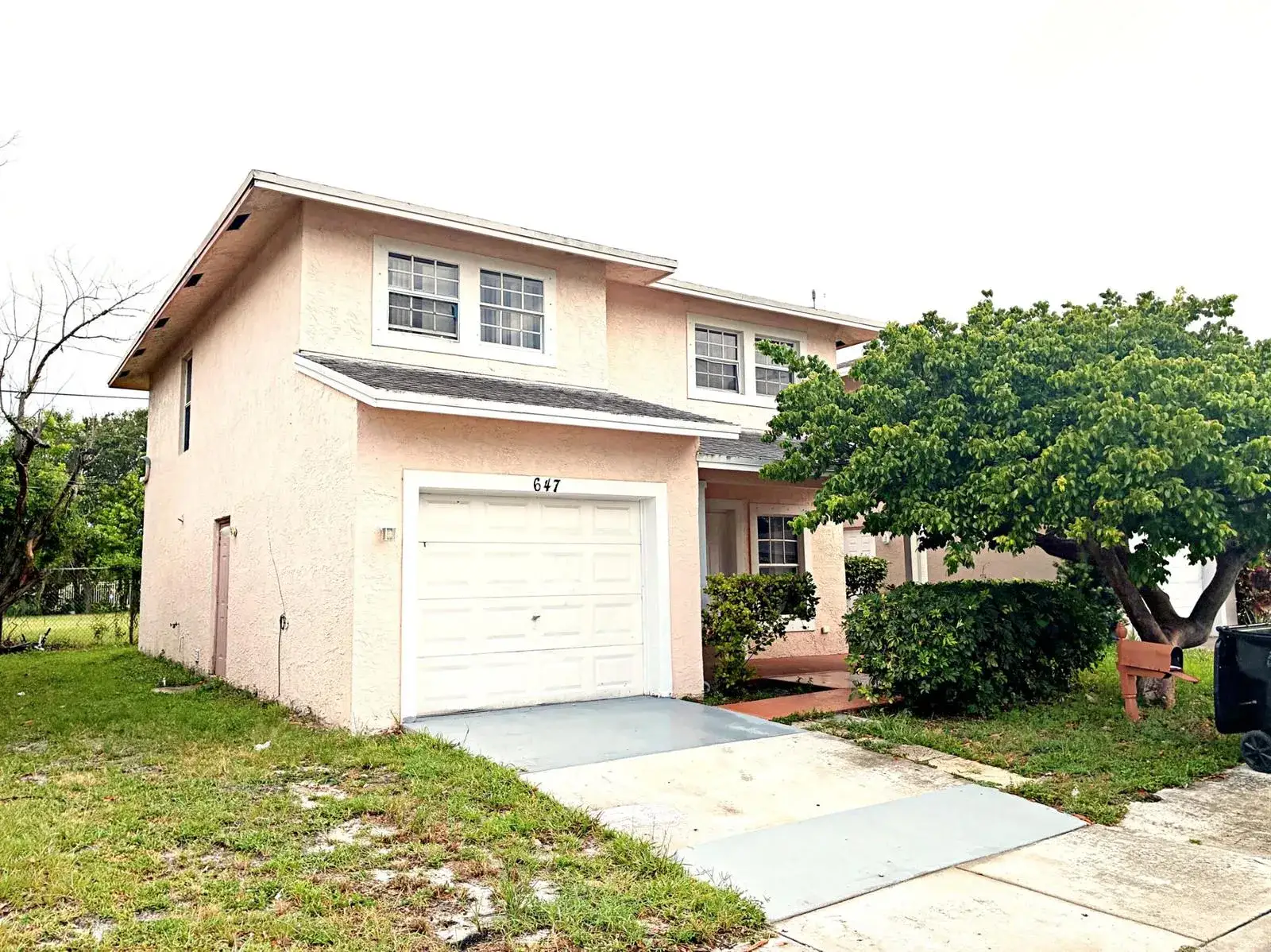 3 bedroom 2 bath Residential Lease for rent at 647 Latona Avenue, FL 33460