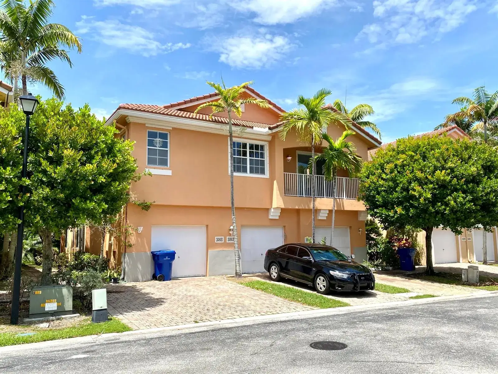 2 bedroom 2 bath Residential for sale at 3261 Scarletta Drive, Riviera Beach FL 33404
