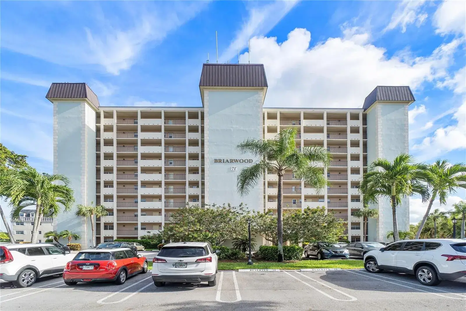 2 bedroom 2 bath Residential for sale at 9101 W Sample Road # 402, Coral Springs FL 33065