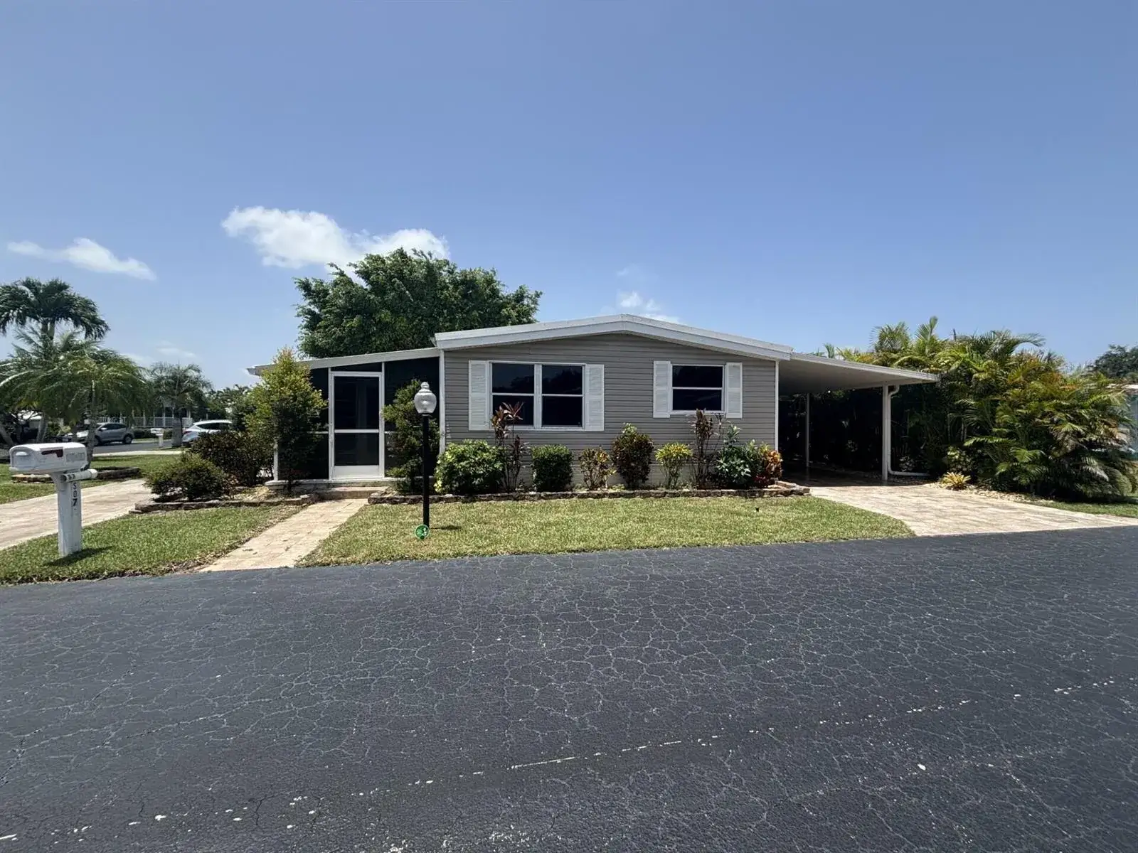 3 bedroom 2 bath Residential for sale at 6700 NW 45th Avenue # 7, Coconut Creek FL 33073
