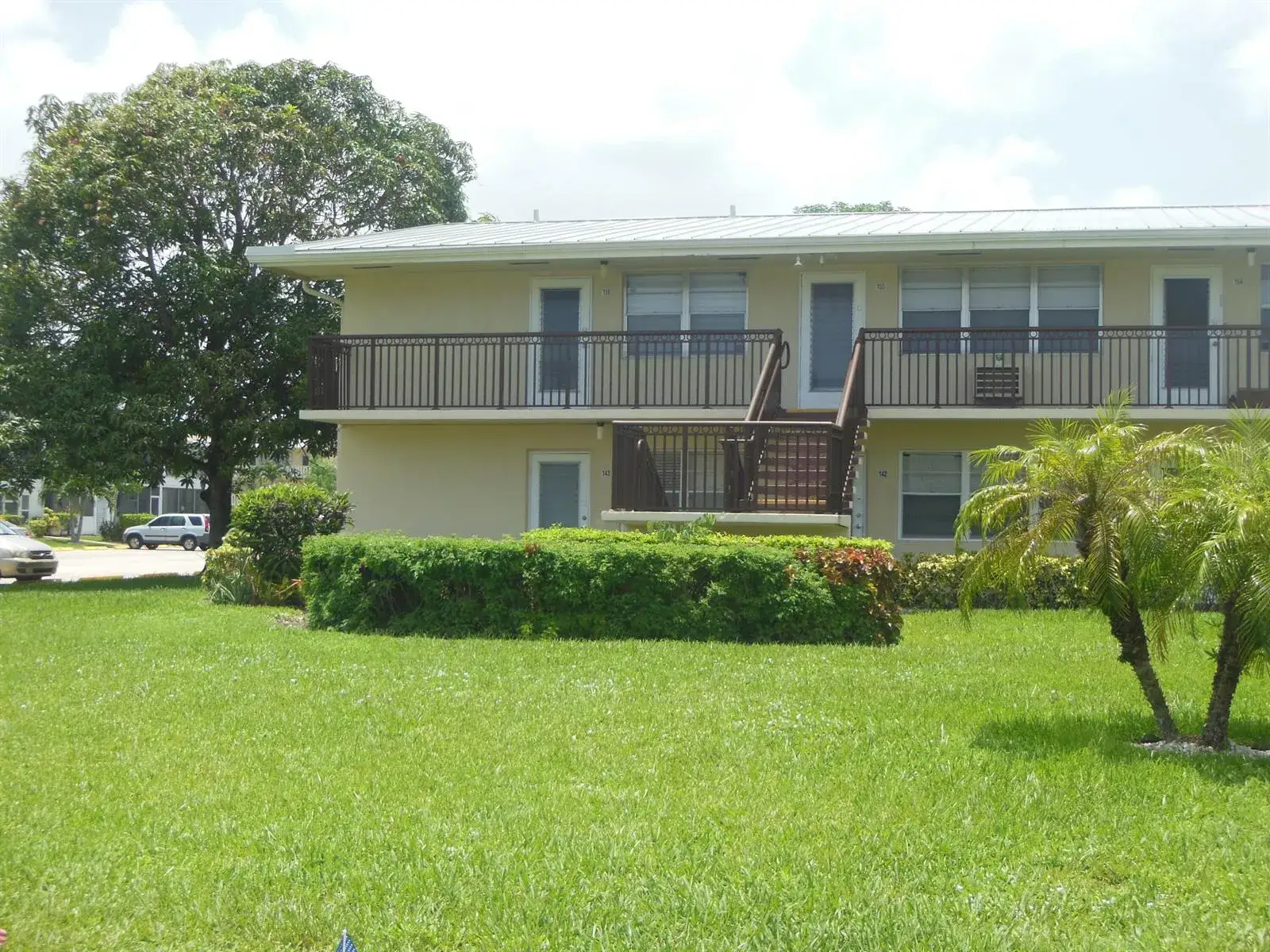 2 bedroom 1 bath Residential Lease for rent at 156 Andover F # 156, West Palm Beach FL 33417