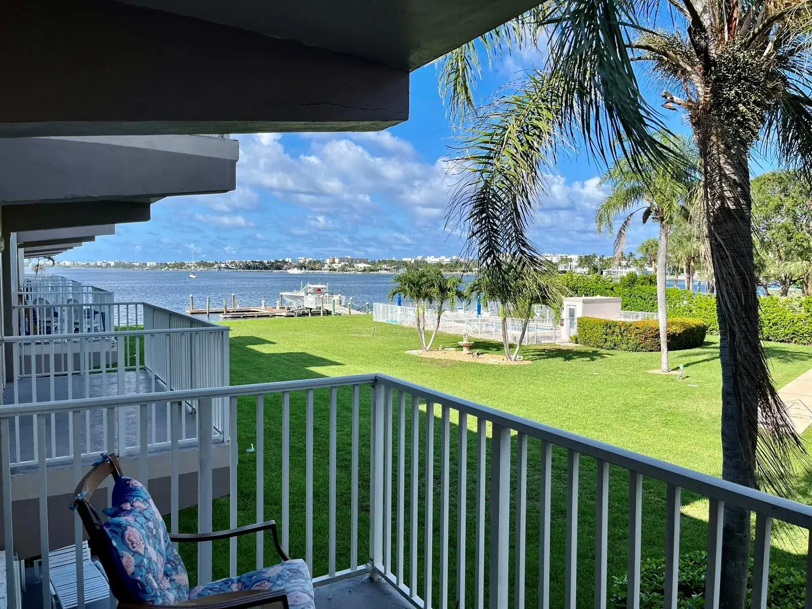 1 bedroom 1 bath Residential Lease for rent at 311 E Ocean Avenue # 205, Lantana FL 33462