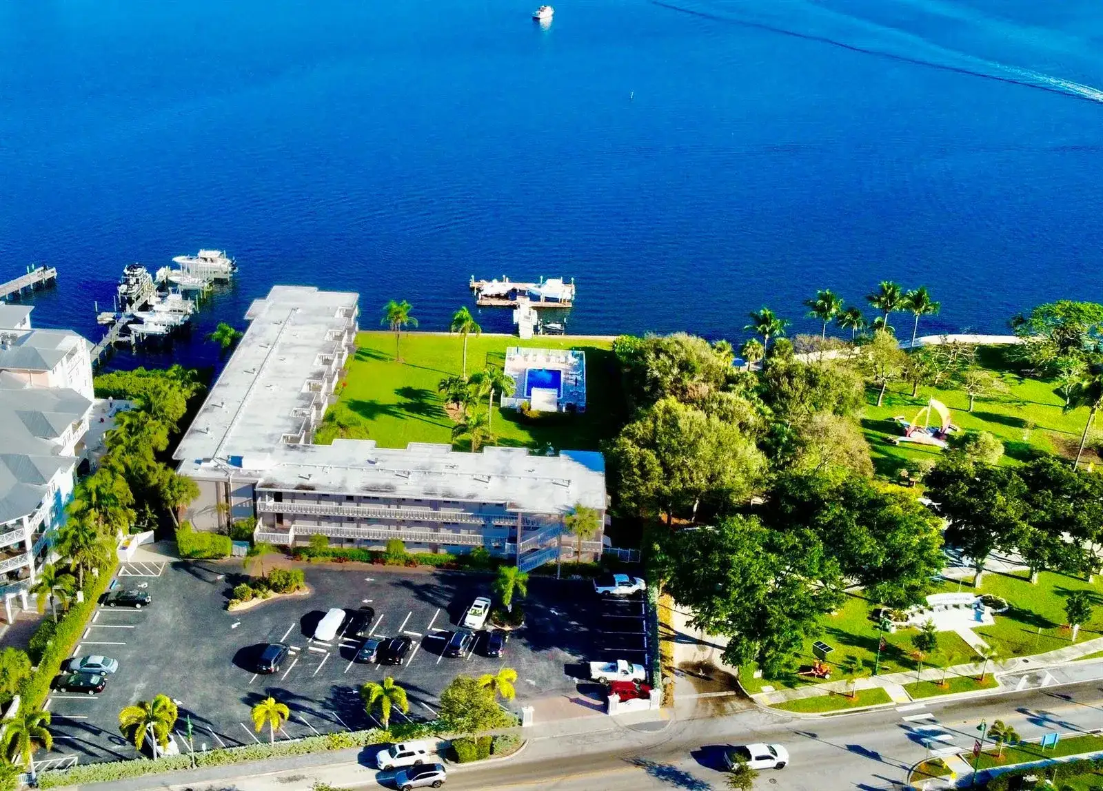 2 bedroom 2 bath Residential Lease for rent at 311 E Ocean Avenue # 201, Lantana FL 33462