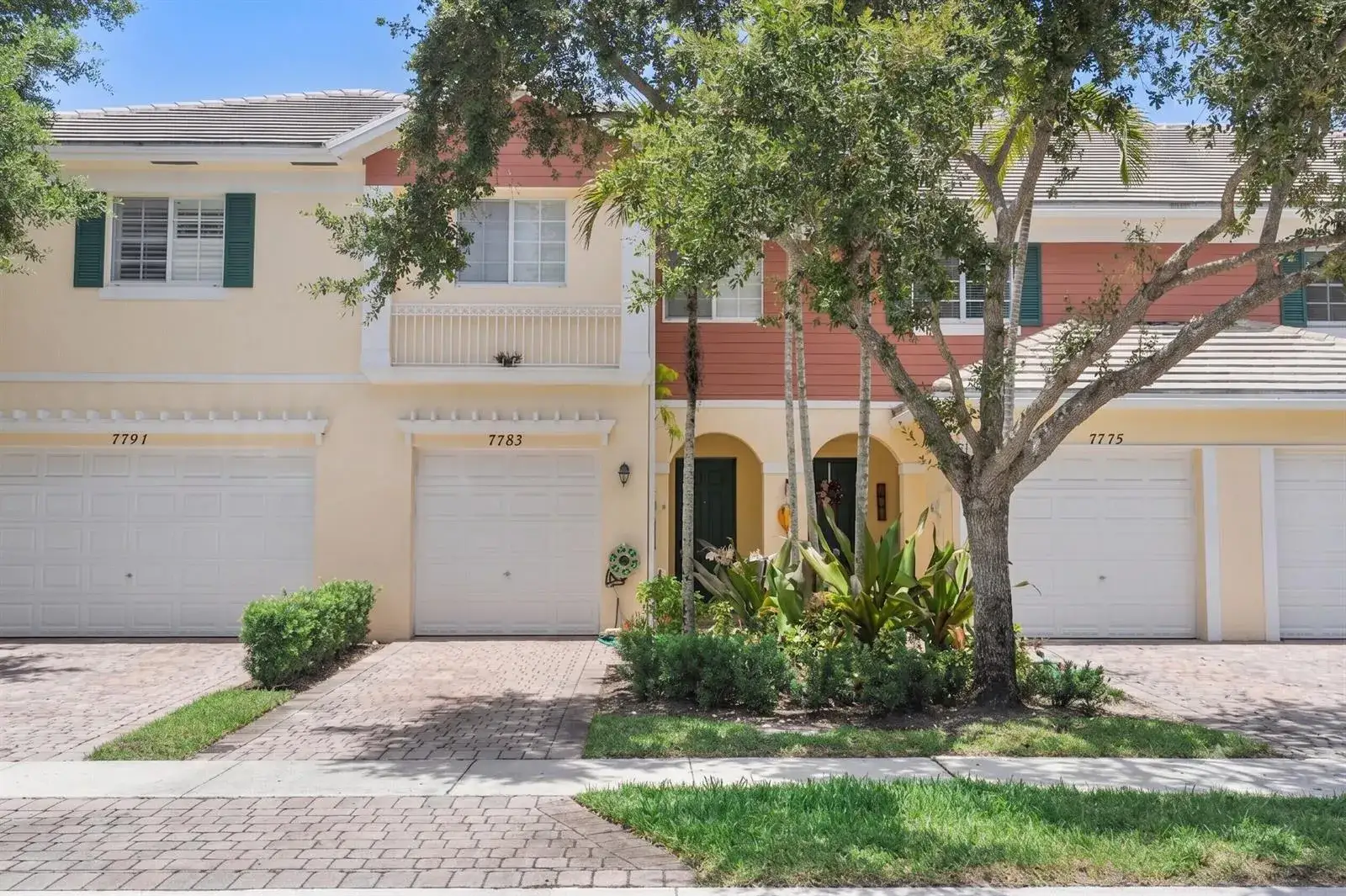 3 bedroom 2 bath Residential for sale at 7783 Deercreek Court, Davie FL 33328