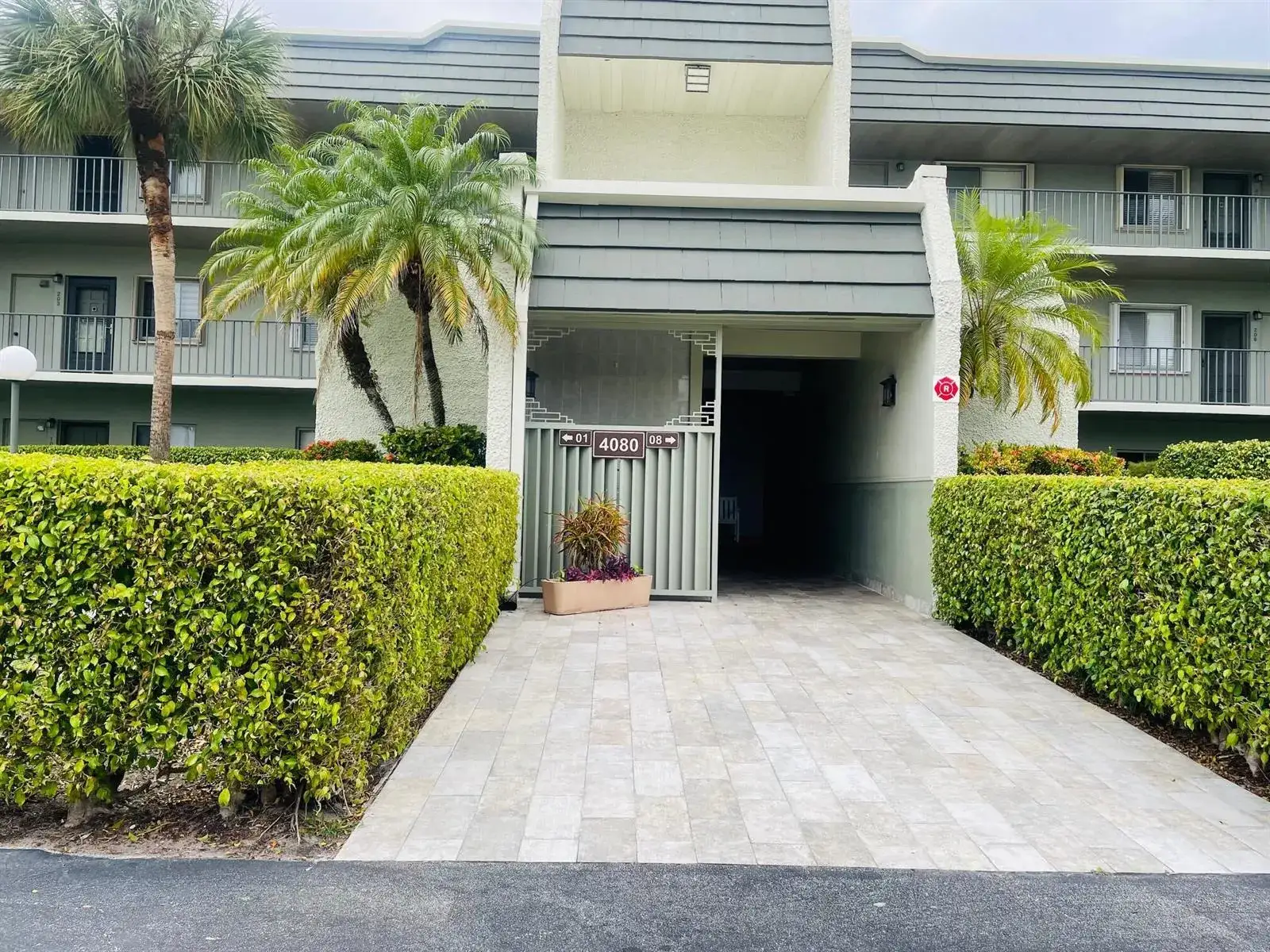 3 bedroom 2 bath Residential Lease for rent at 4080 Tivoli Court # 307, Lake Worth FL 33467