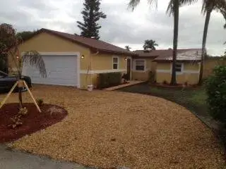 4 bedroom 3 bath Residential Lease for rent at 3830 Davis Road, Palm Springs FL 33461