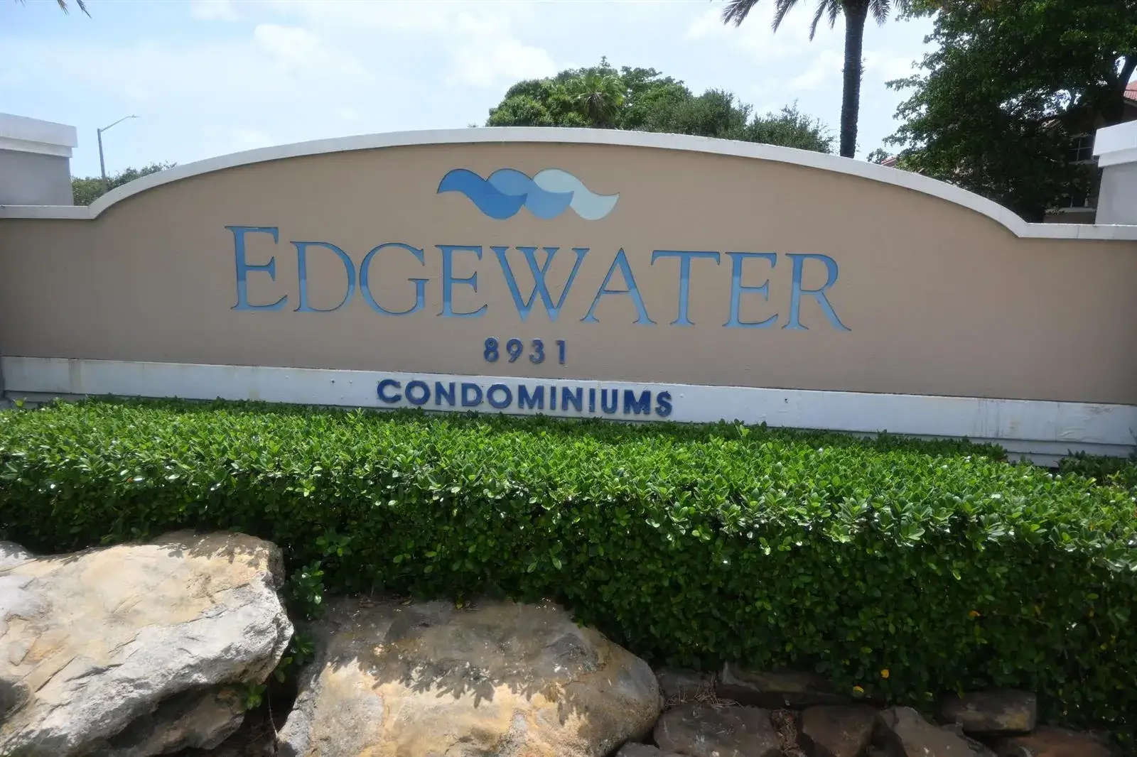 2 bedroom 2 bath Residential for sale at 8721 Wiles Road # 305, Coral Springs FL 33067