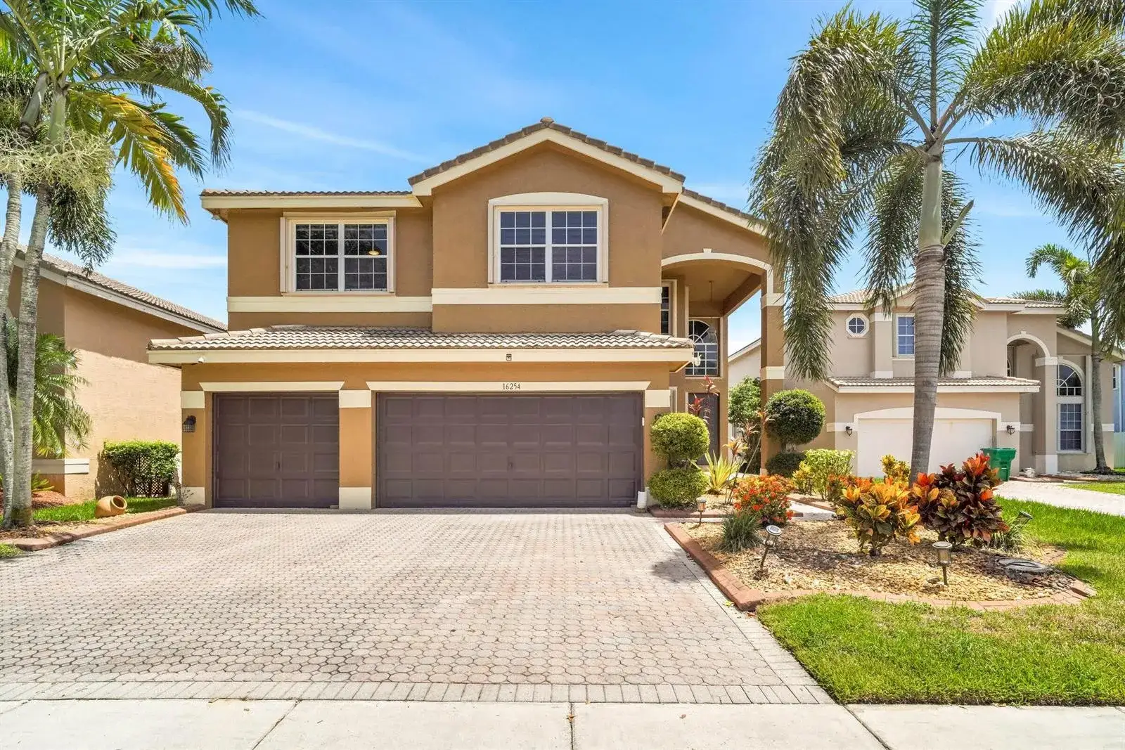 5 bedroom 3 bath Residential for sale at 16254 SW 18th Place, Miramar FL 33027