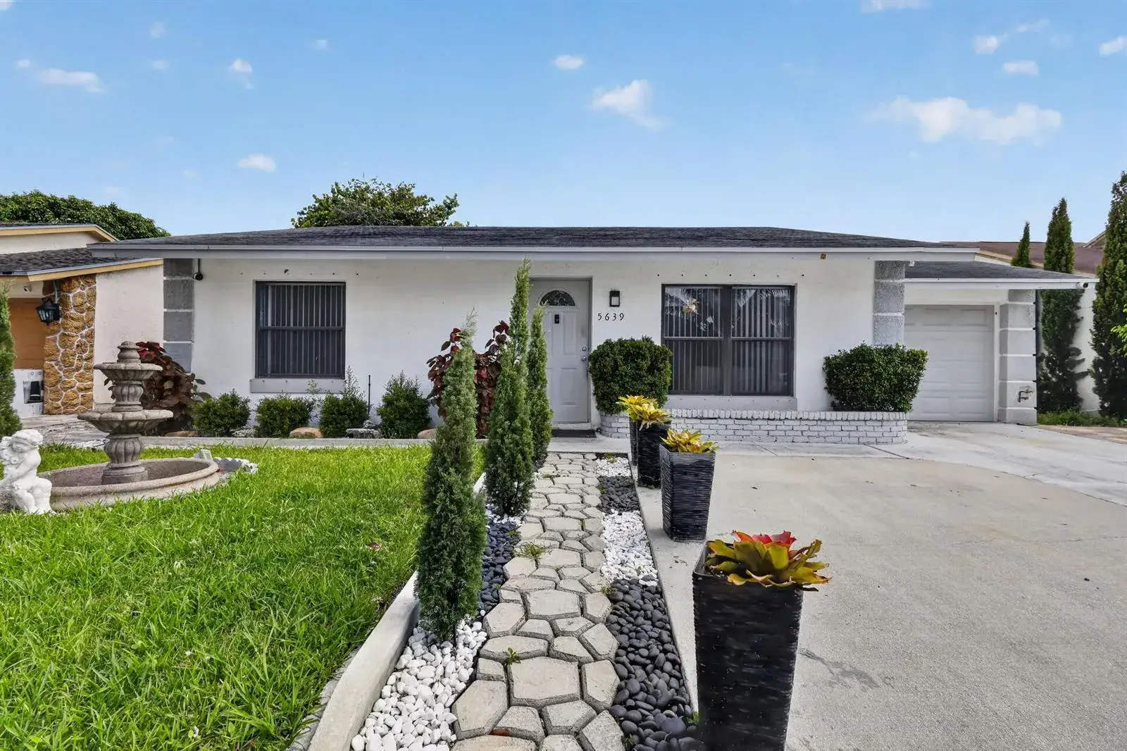 4 bedroom 2 bath Residential for sale at 5639 Ithaca Circle E, Lake Worth FL 33463