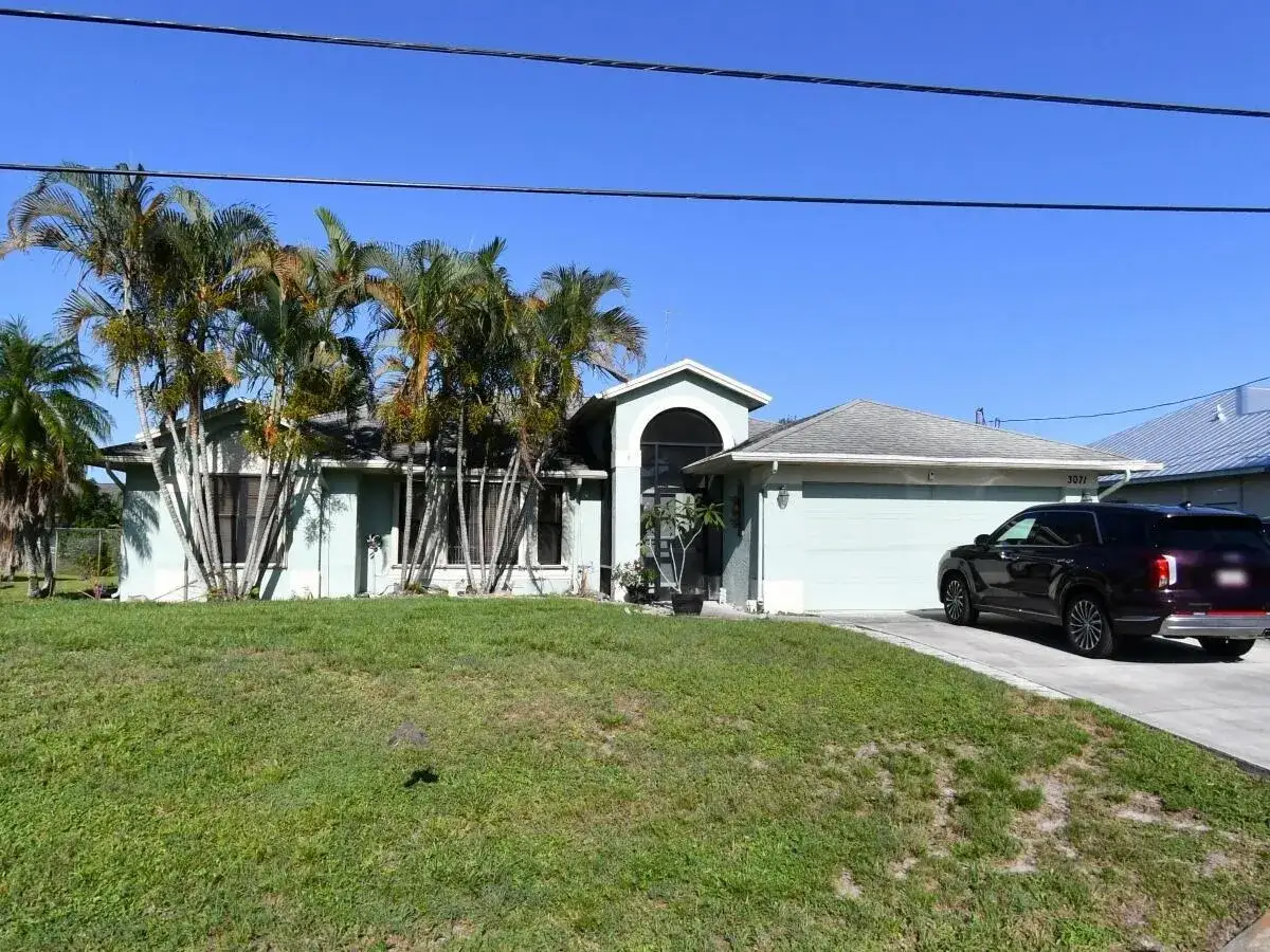 3 bedroom 2 bath Residential for sale at 3071 SE Galt Circle, Port St. Lucie FL 34984