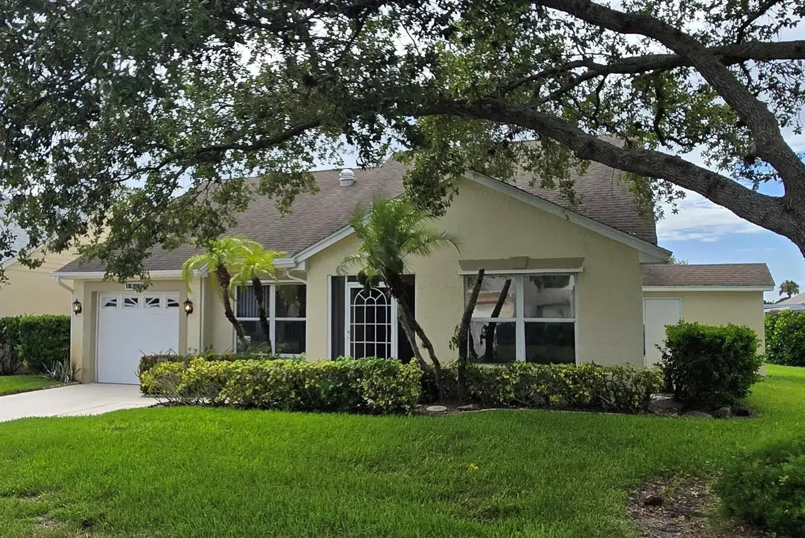 1065 NW Tuscany Drive, Port St. Lucie FL 34986
