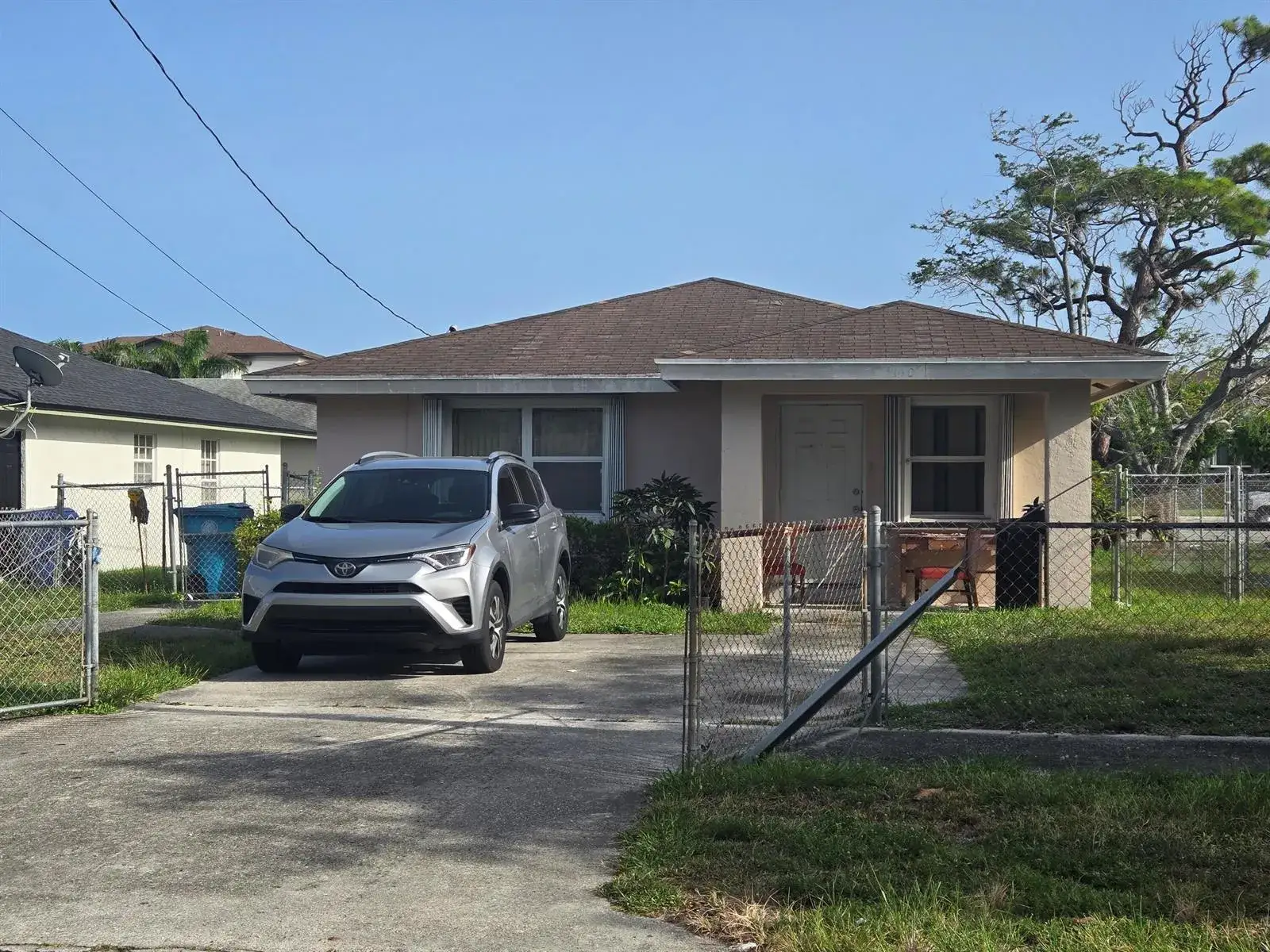 3 bedroom 2 bath Residential for sale at 140 NE 8th Avenue, Boynton Beach FL 33435