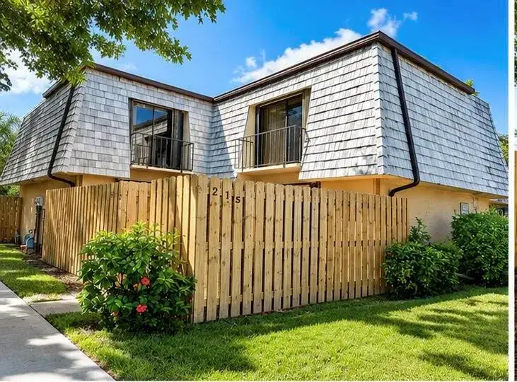 2 bedroom 2 bath Residential for sale at 215 Lake Arbor Drive, Palm Springs FL 33461