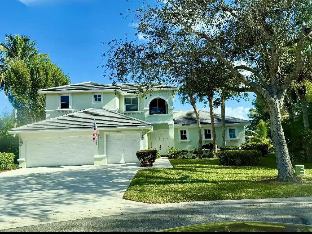 4 bedroom 4 bath Residential for sale at 265 Swallowtail Lane, Jupiter FL 33458