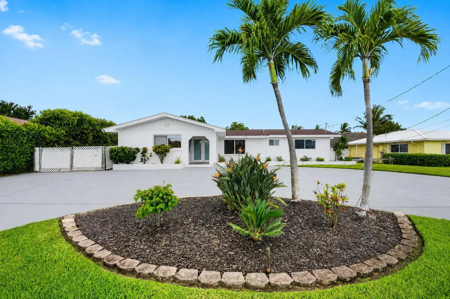 4 bedroom 2 bath Residential for sale at 7951 W Lake Drive, Lake Clarke Shores FL 33406