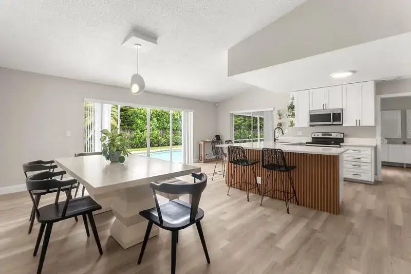 3 bedroom 2 bath Residential for sale at 1739 Brae Burn Place, Wellington FL 33414