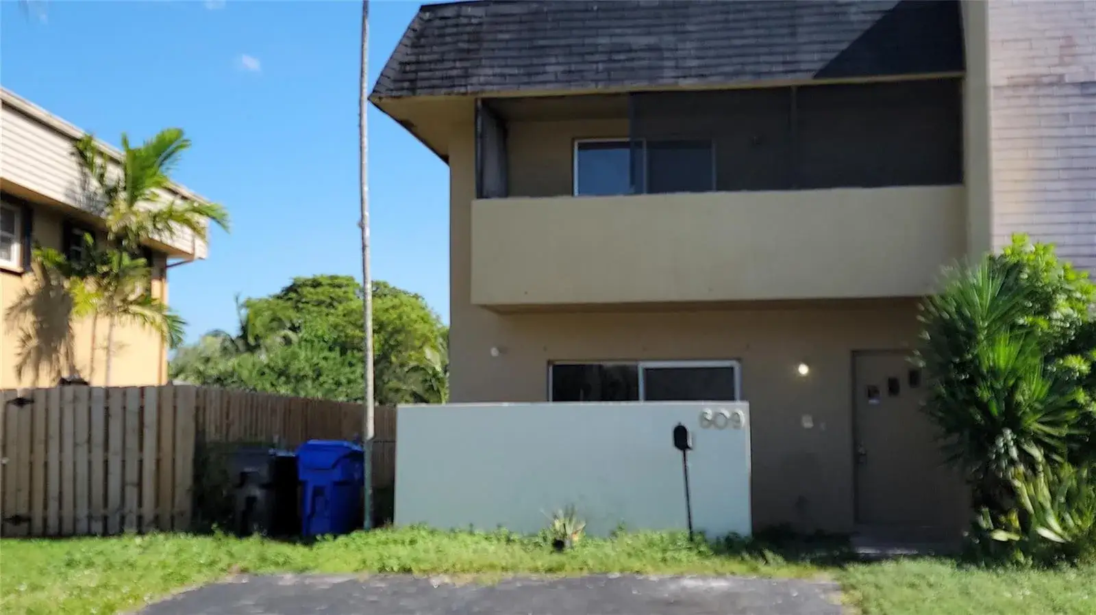 3 bedroom 2 bath Residential Lease for rent at 609 SW 79th Terrace, North Lauderdale FL 33068