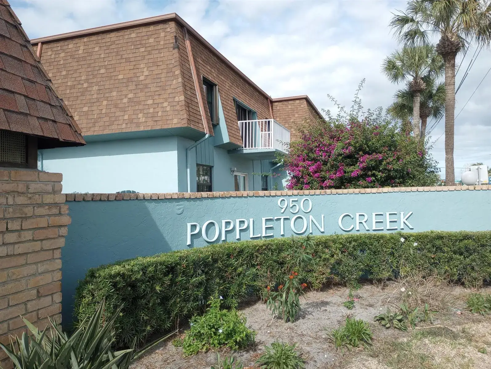 2 bedroom 2 bath Residential Lease for rent at 950 S KANNER Highway # A21, Stuart FL 34994
