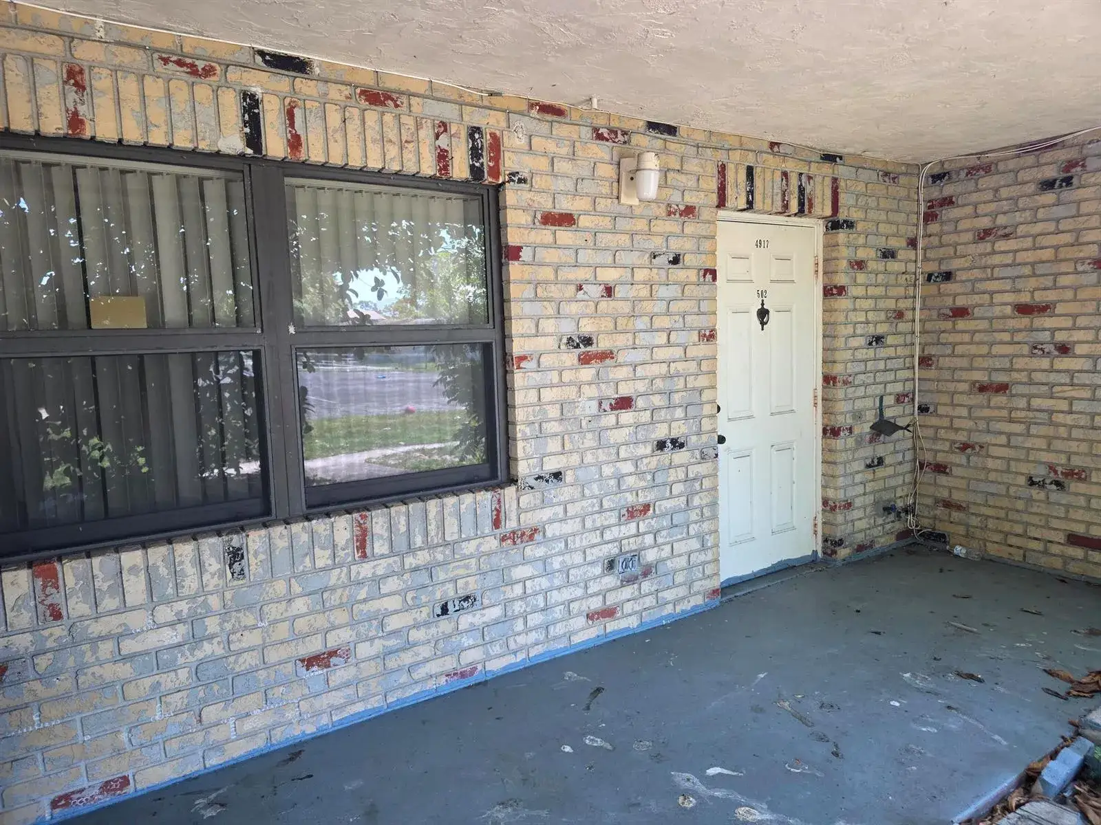 2 bedroom 1 bath Residential for sale at 4917 Freedom Circle, Lake Worth FL 33461