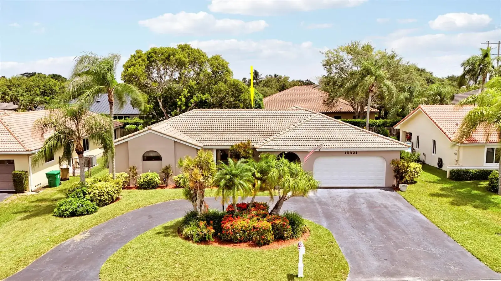 4 bedroom 3 bath Residential for sale at 15821 Sedgewyck Circle N, Davie FL 33331