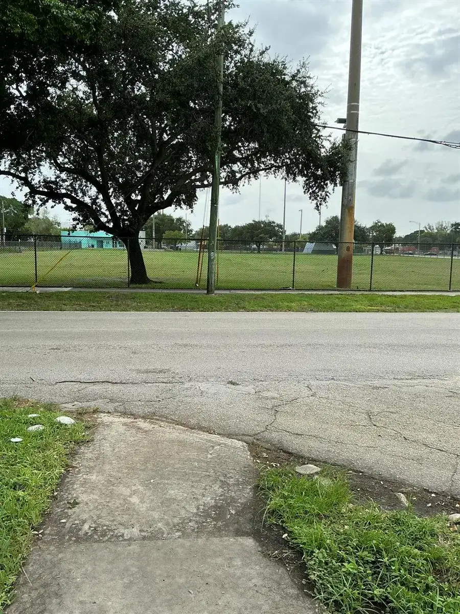 3 bedroom 2 bath Residential for sale at 5207 Fletcher Street, Hollywood FL 33021