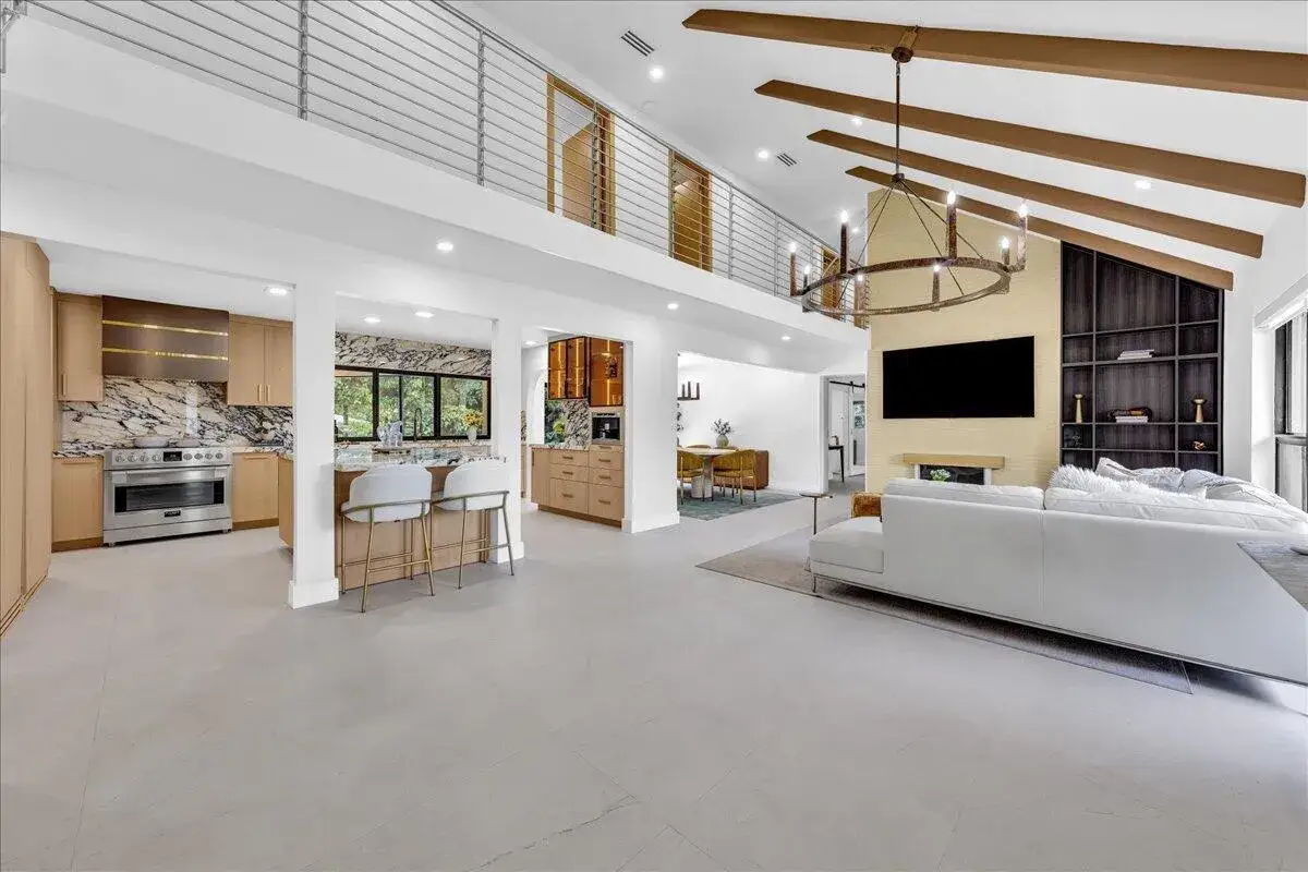 5 bedroom 5 bath Residential for sale at 342 N FAIRWAY N, Tequesta FL 33469