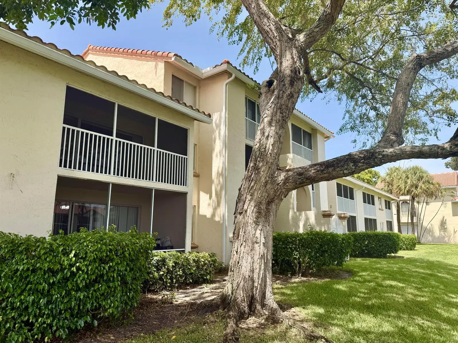 2 bedroom 2 bath Residential for sale at 7206 Glenmoor Drive, West Palm Beach FL 33409