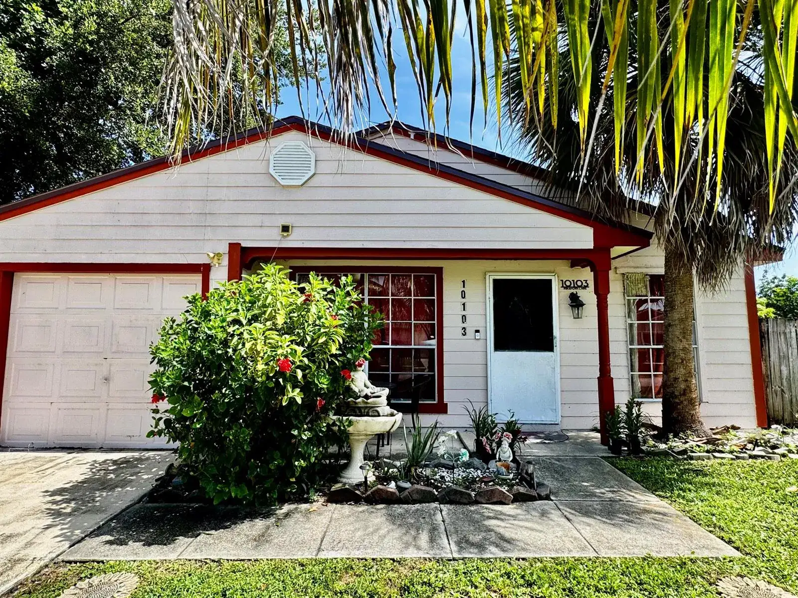 3 bedroom 2 bath Residential for sale at 10103 PINAFORE Lane, Royal Palm Beach FL 33411