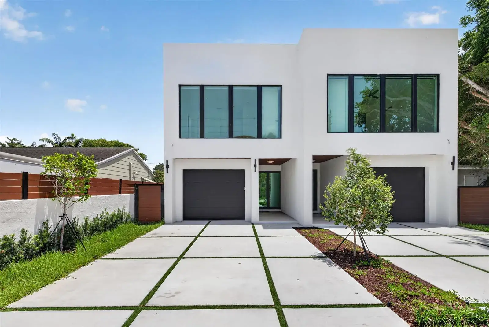 4 bedroom 4 bath Residential Lease for rent at 704 SW 9th Street, Fort Lauderdale FL 33315