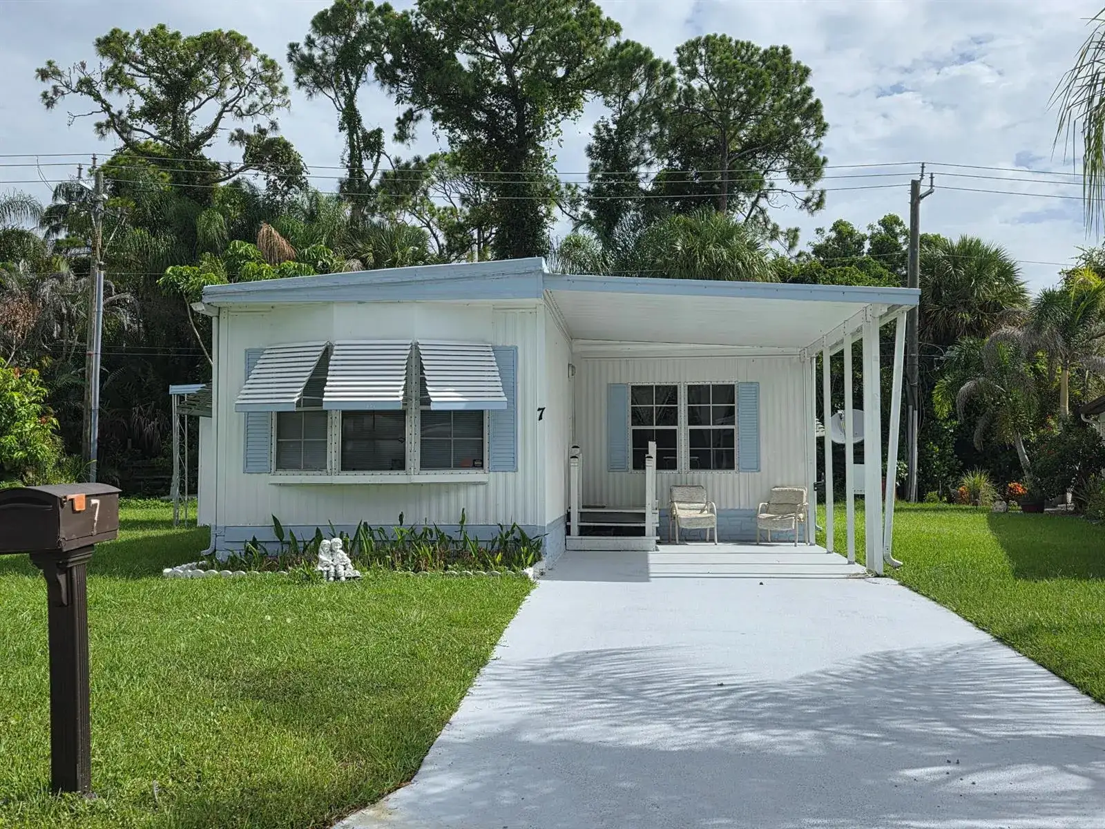 2 bedroom 2 bath Residential for sale at 7 Quintana Roo Lane, Port St. Lucie FL 34952