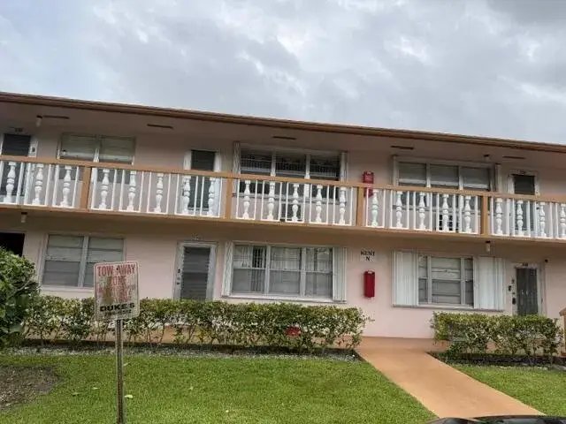 2 bedroom 2 bath Residential for sale at 230 N KENT N # 230, West Palm Beach FL 33417