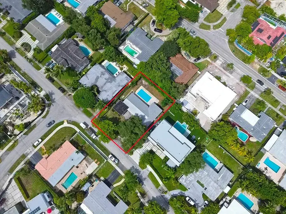3 bedroom 2 bath Residential for sale at 19711 NE 21ST Court, Miami FL 33179