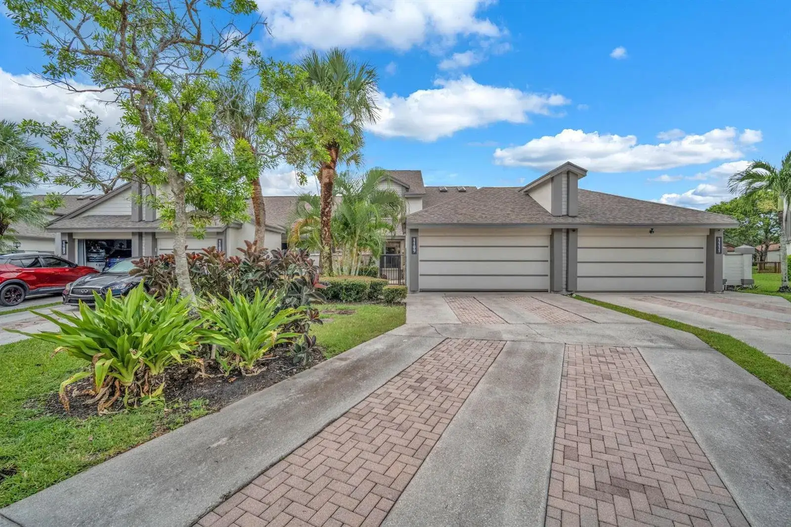 3 bedroom 2 bath Residential for sale at 1109 LANDINGS Boulevard, FL 33413