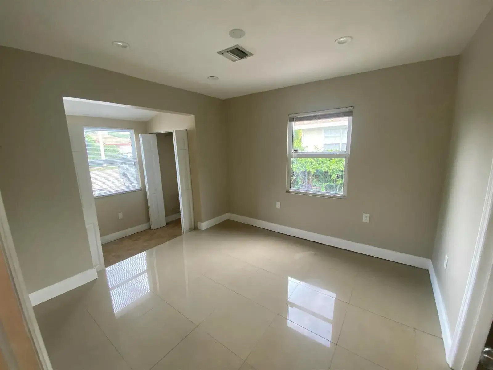 2 bedroom 1 bath Residential Lease for rent at 638 SW 7TH Avenue, Delray Beach FL 33444