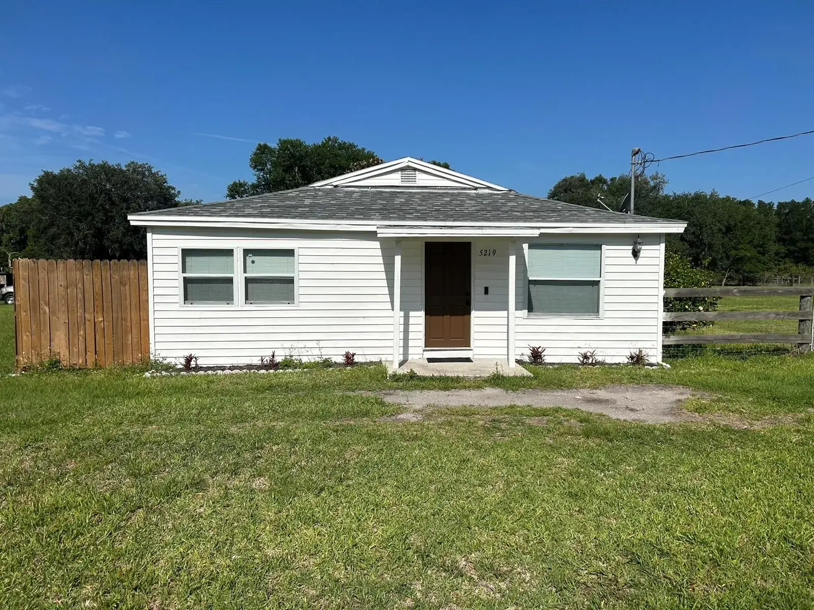 3 bedroom 2 bath Residential for sale at 5219 N COUNTY ROAD 663, FL 33834