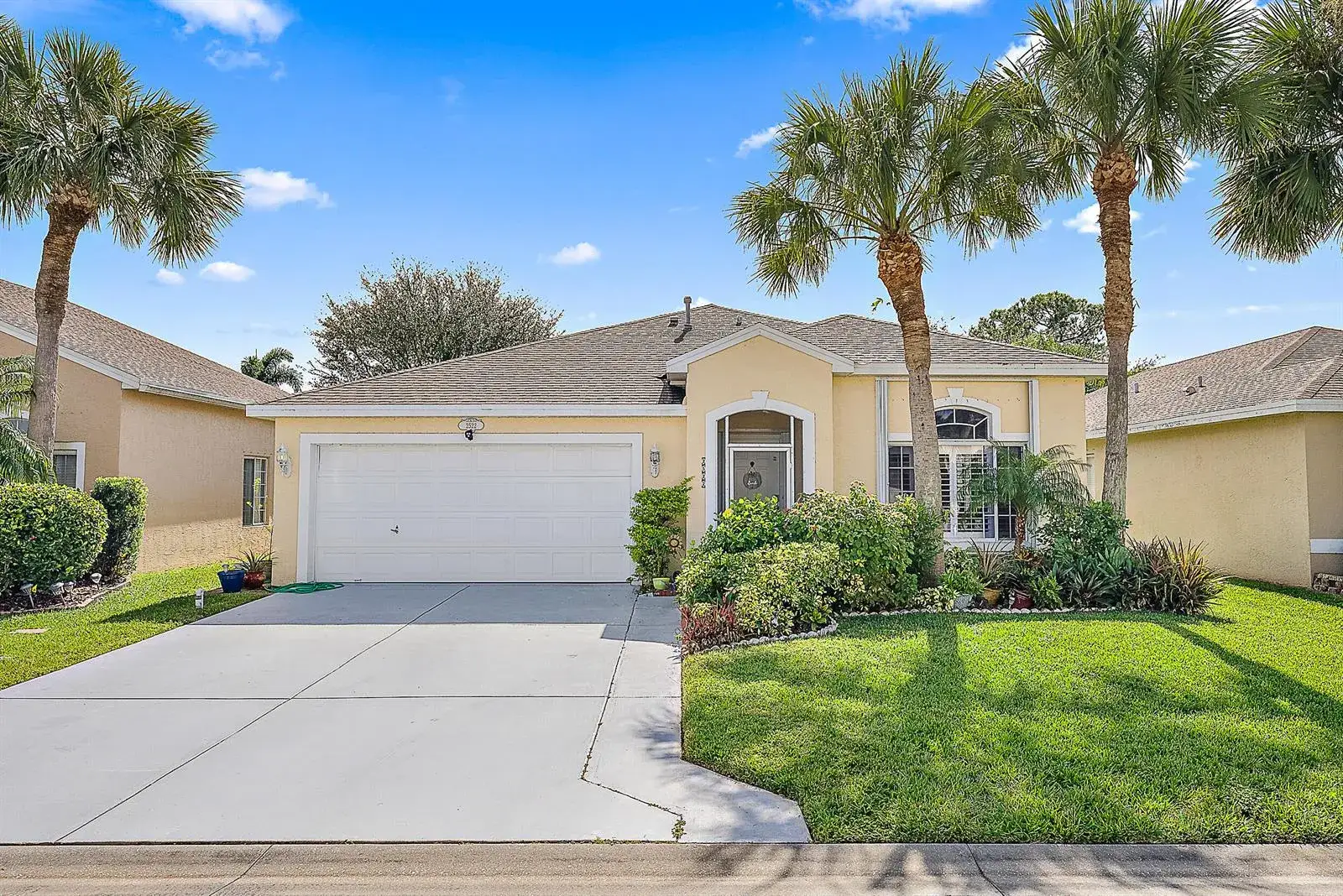 3 bedroom 2 bath Residential for sale at 2522 SE Springtree Place, Stuart FL 34997