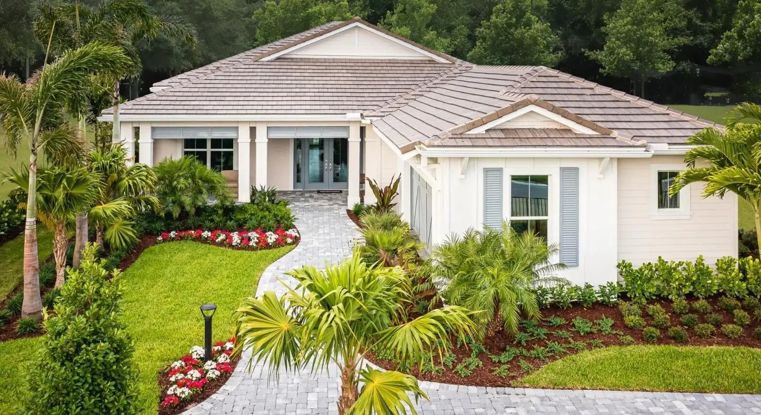 3 bedroom 2 bath Residential for sale at 9858 Regency Way, Palm Beach Gardens FL 33412