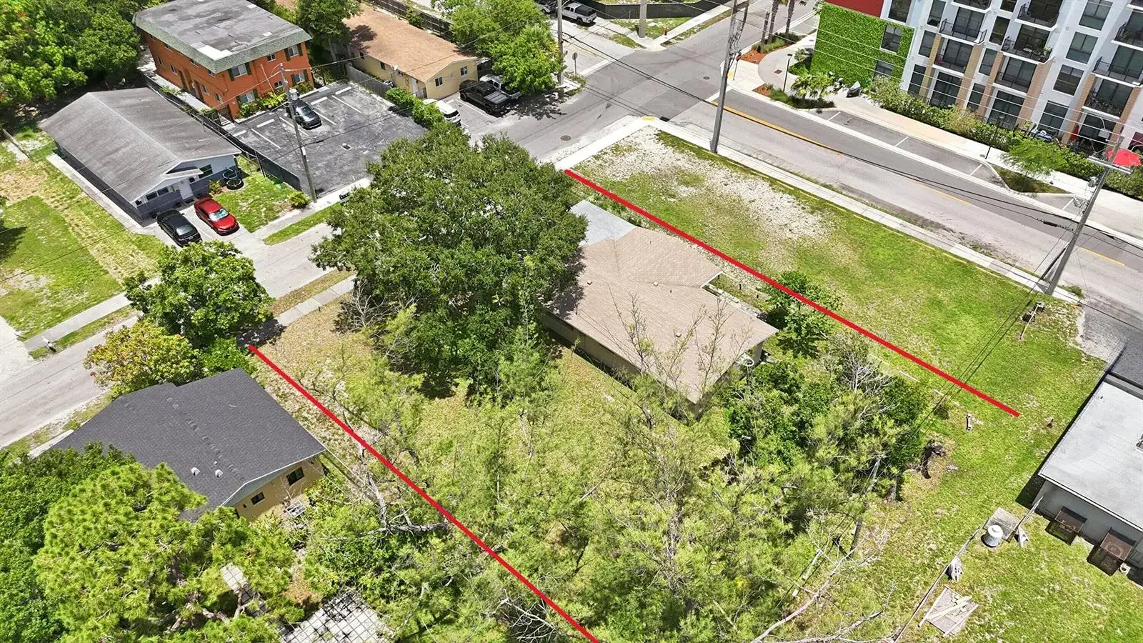 4 bedroom 2 bath Residential for sale at 440-436 NW 7th Terrace, Fort Lauderdale FL 33311