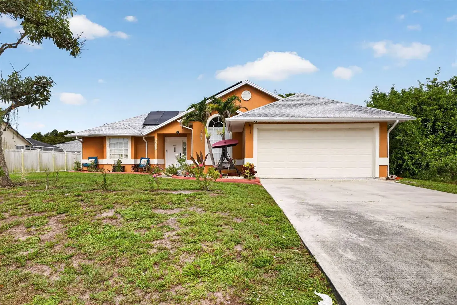 3 bedroom 2 bath Residential for sale at 3586 SW PUMPKIN Street, Port St. Lucie FL 34953