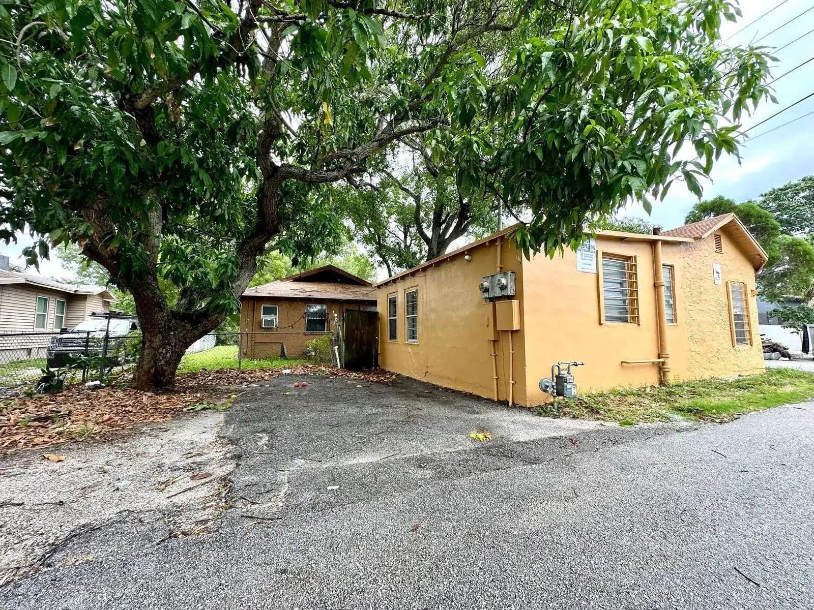 1 bedroom 1 bath Residential Lease for rent at 610 33rd Street, West Palm Beach FL 33407