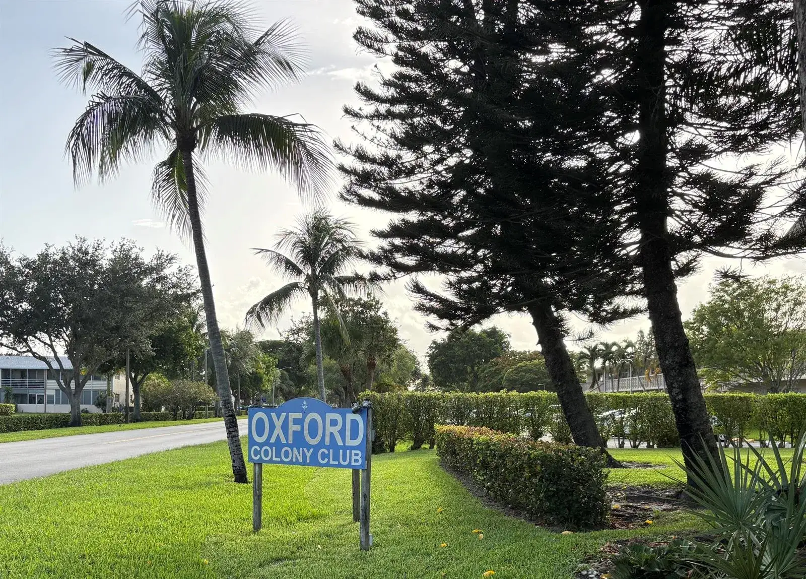 2 bedroom 2 bath Residential for sale at 209 OXFORD 200, West Palm Beach FL 33417