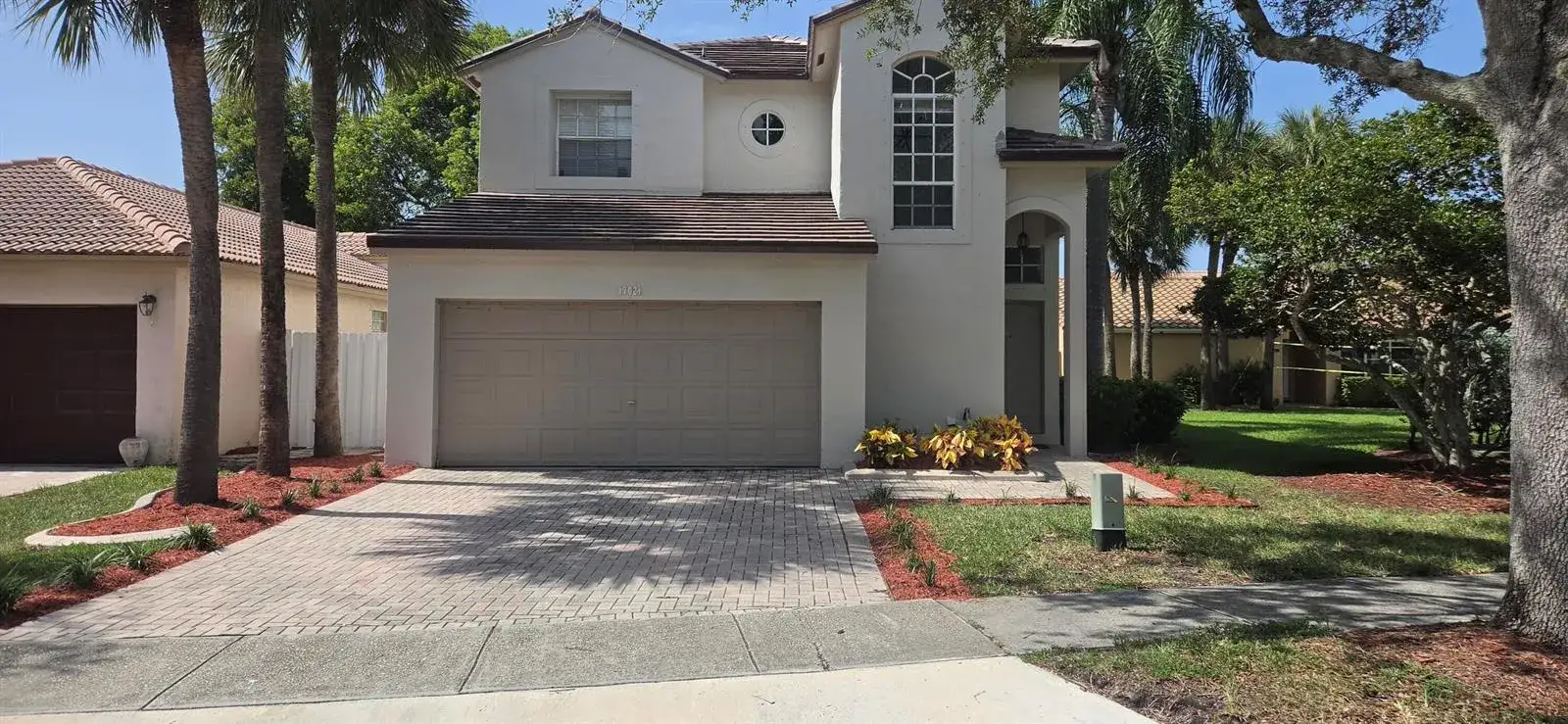 4 bedroom 2 bath Residential for sale at 17021 NW 10TH Street, Pembroke Pines FL 33028