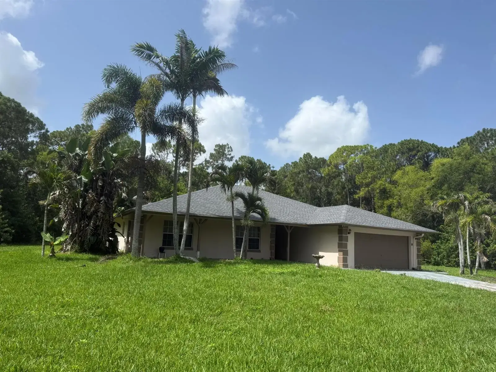 4 bedroom 2 bath Residential Lease for rent at 13338 76TH Road N, FL 33412
