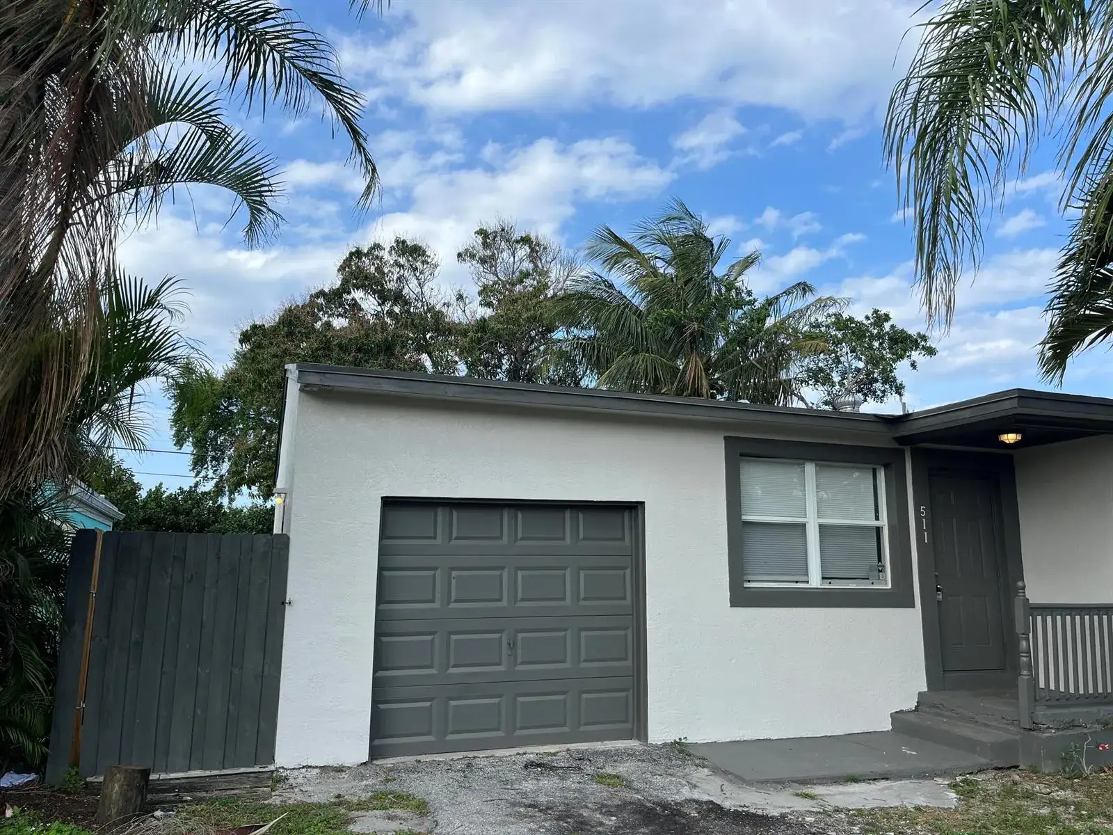 3 bedroom 2 bath Residential Lease for rent at 511 W PALM Street, Lantana FL 33462