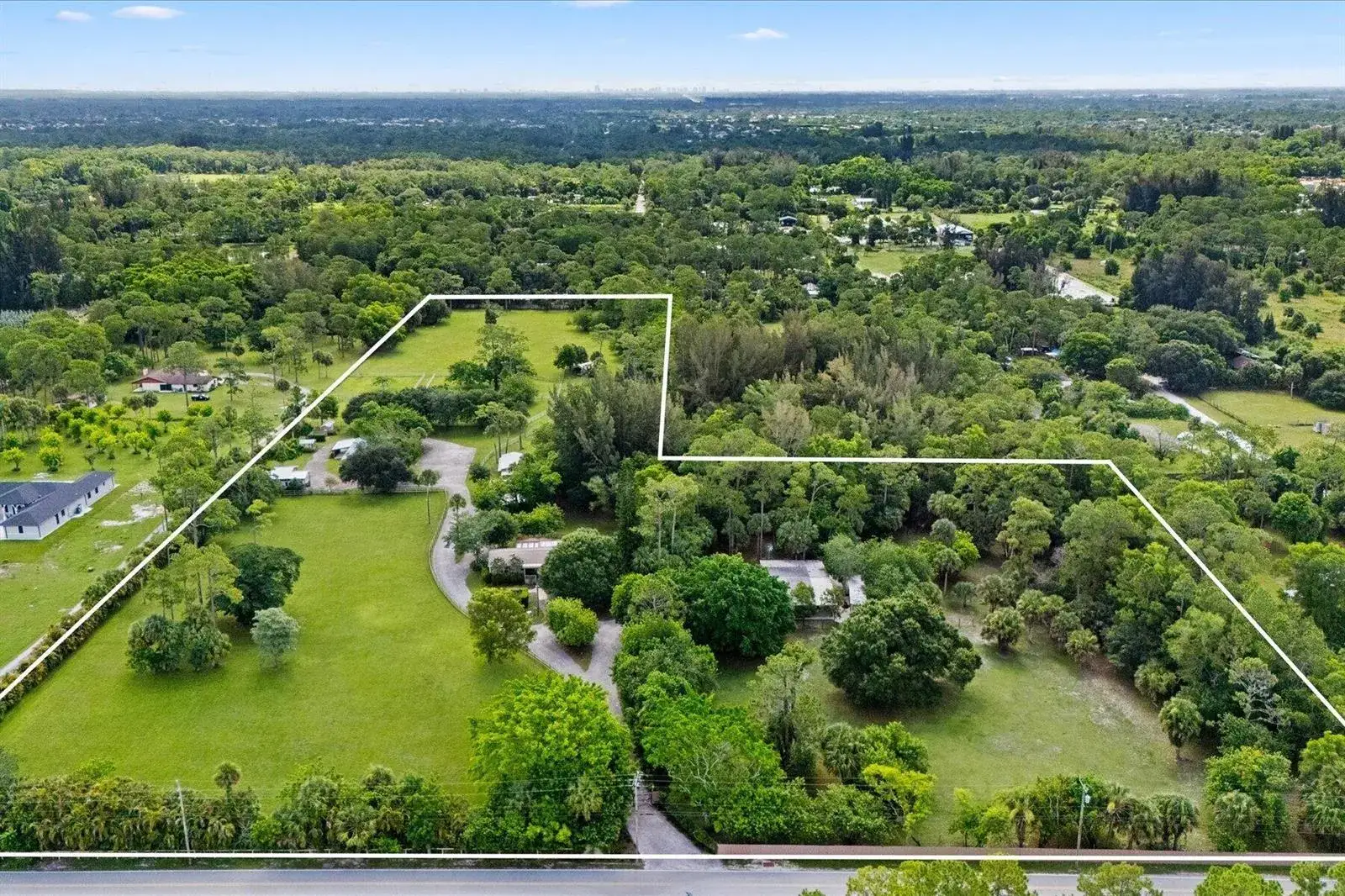 3 bedroom 2 bath Residential for sale at 2454/2376 E Road, Loxahatchee FL 33470